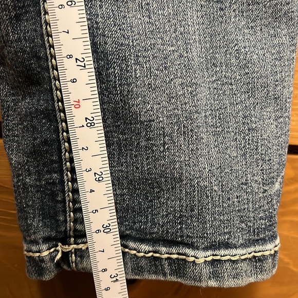 Maurices Women’s Mid Rise Straight Jeans Size 9/10 Long Blue Medium Wash Denim‎ - Picture 4 of 8